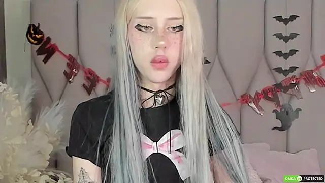 Joy Barker online show from October 2025 01:57:02 PM