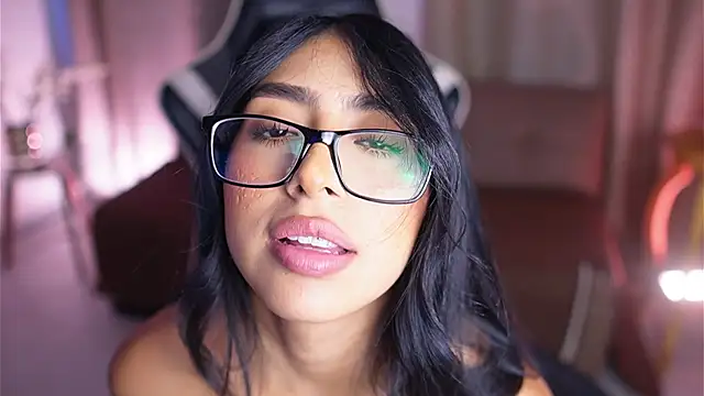 Sara albrecht online show from January 2025 03:44:01 PM