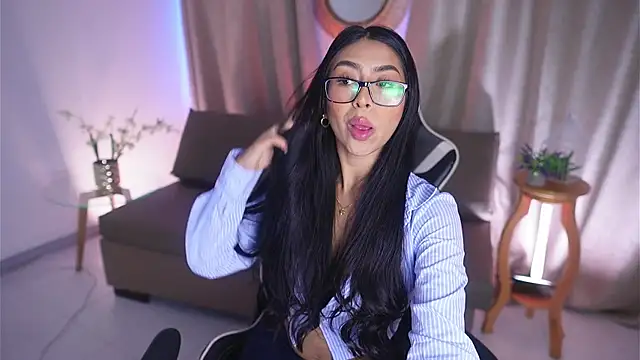 Sara albrecht online show from February 2025 12:55:02 PM