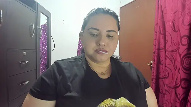 tetasgrandes karol online show from January 2025 08:21:02 PM