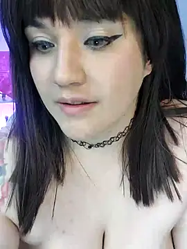 ItsNaiixa online show from December 2024 11:25:02 PM