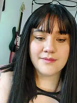 ItsNaiixa online show from September 2025 06:46:02 PM