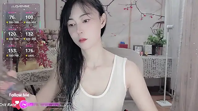 Lisa-s online show from September 2025 02:11:02 AM