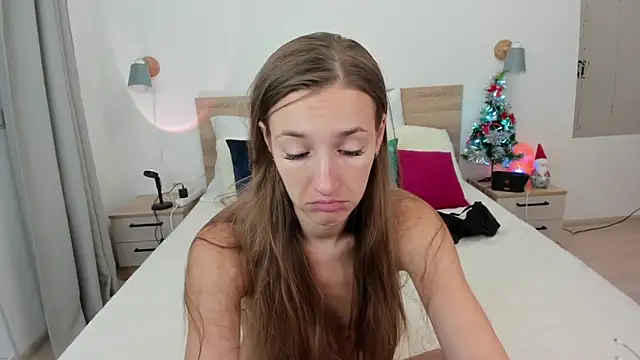 KateRedgar online show from December 2025 10:35:02 AM