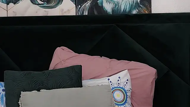 tanyagrey online show from February 2026 03:20:01 PM