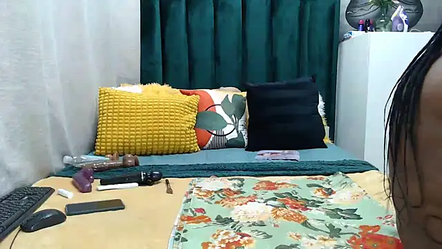 GaggingQueenxx online show from September 2025 07:13:02 PM