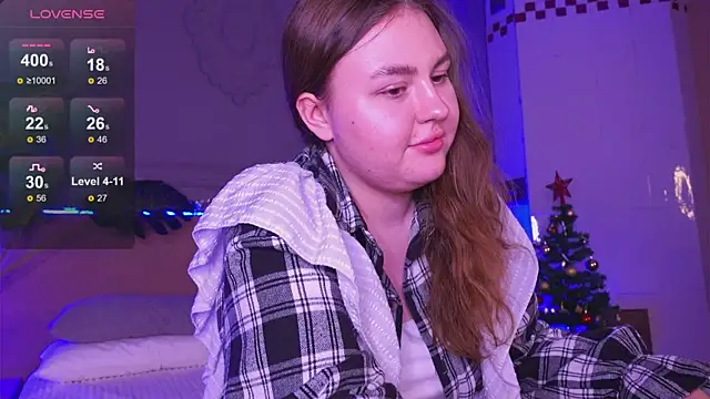 Mia  Peach online show from December 2024 01:53:02 AM