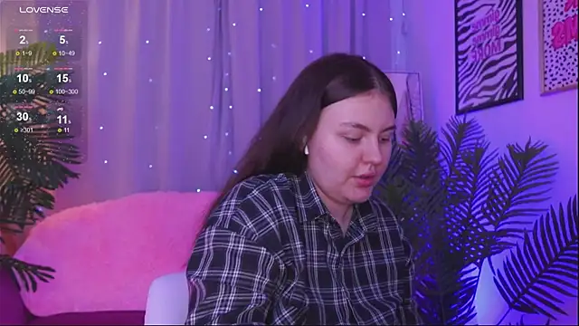 Mia  Peach online show from March 2025 03:50:01 AM