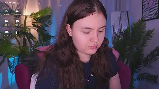 Mia  Peach online show from March 2025 09:05:02 PM