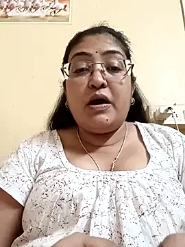 LAVERNIYA  online show from March 2025 10:13:02 AM