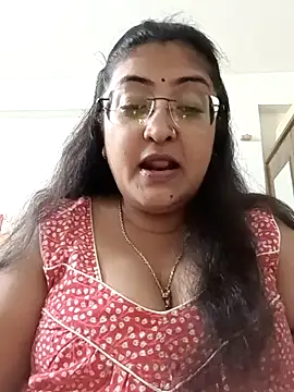 LAVERNIYA  online show from September 2025 03:46:02 PM