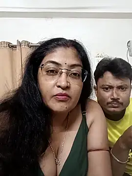 LAVERNIYA  online show from September 2025 11:45:01 AM