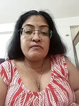 LAVERNIYA  online show from November 2025 10:34:02 AM