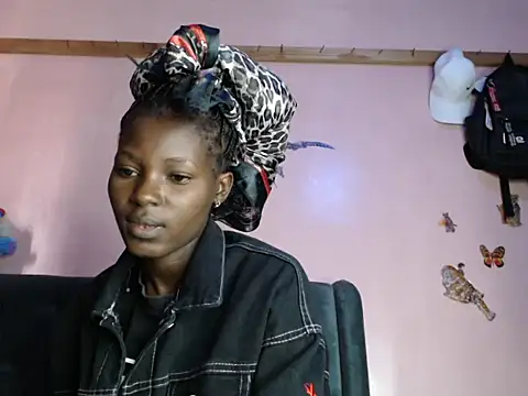 TrishaKalid online show from January 2025 08:43:01 AM