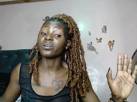 TrishaKalid online show from February 2025 12:59:01 AM