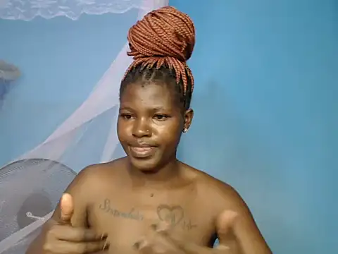 TrishaKalid online show from December 2025 08:45:01 AM