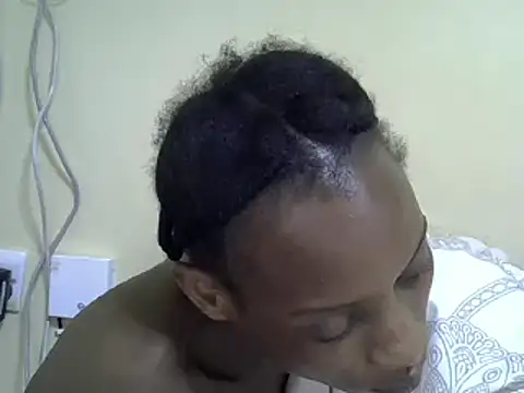 Snapshot of Iam_Rona chatting on January 2025 12:52:02 AM Iam Rona online show from January 2025 12:52:02 AM