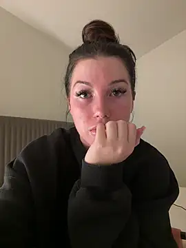 summermc xx online show from November 2025 01:06:01 AM