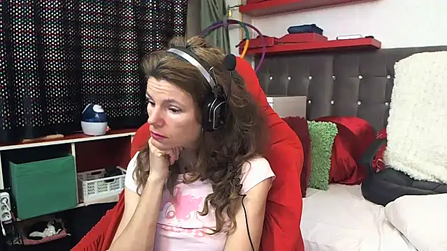 kellyterapy online show from February 2025 01:00:01 AM