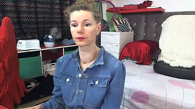 kellyterapy online show from February 2025 10:54:01 PM