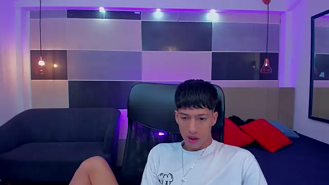 Juan Nd Steven online show from December 2024 01:17:02 PM