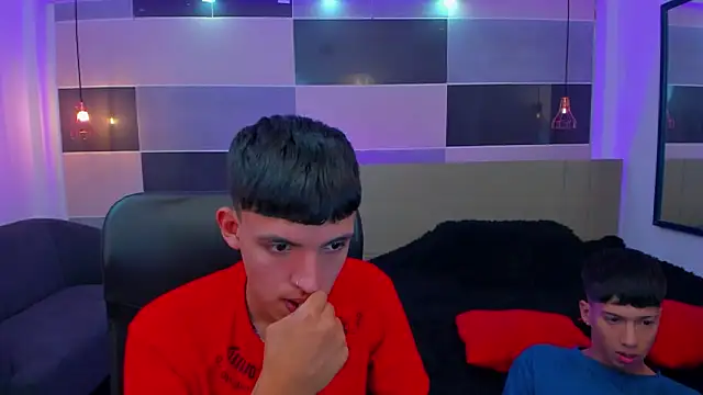 Juan Nd Steven online show from February 2025 04:22:01 AM