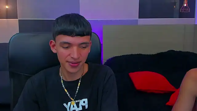 Juan Nd Steven online show from March 2025 10:47:01 AM