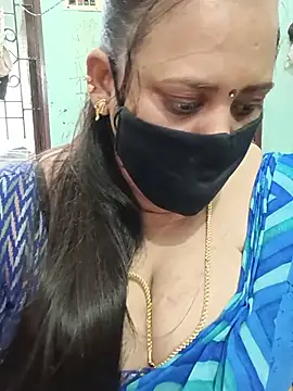 Snapshot of ashikaa_r chatting on June 2026 06:04:02 AM ashikaa r online show from June 2026 06:04:02 AM