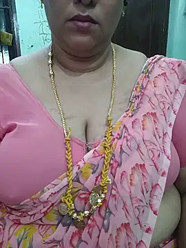 Snapshot of ashikaa_r chatting on July 2026 05:43:02 AM ashikaa r online show from July 2026 05:43:02 AM