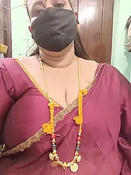 Snapshot of ashikaa_r chatting on July 2026 04:45:02 PM ashikaa r online show from July 2026 04:45:02 PM