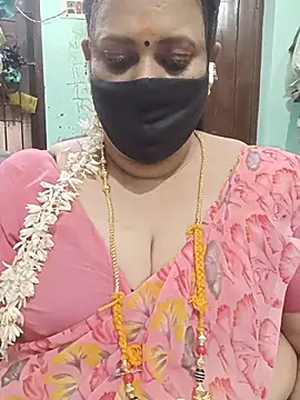 Snapshot of ashikaa_r chatting on July 2026 06:23:02 PM ashikaa r online show from July 2026 06:23:02 PM
