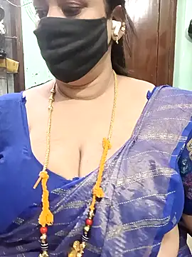 Snapshot of ashikaa_r chatting on July 2026 02:35:02 PM ashikaa r online show from July 2026 02:35:02 PM