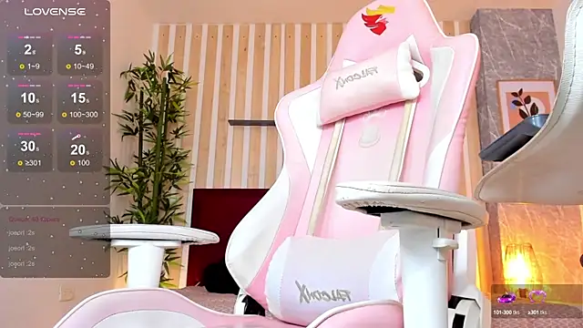 Snapshot of miah_connor chatting on February 2025 05:47:02 AM miah connor online show from February 2025 05:47:02 AM