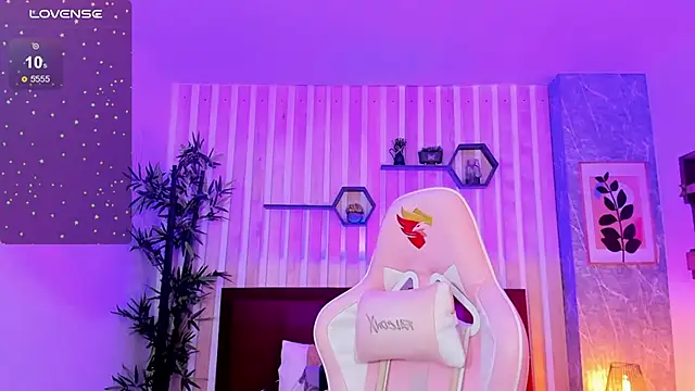 Snapshot of miah_connor chatting on February 2025 03:34:02 AM miah connor online show from February 2025 03:34:02 AM