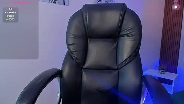 Snapshot of miah_connor chatting on September 2025 07:59:01 PM miah connor online show from September 2025 07:59:01 PM