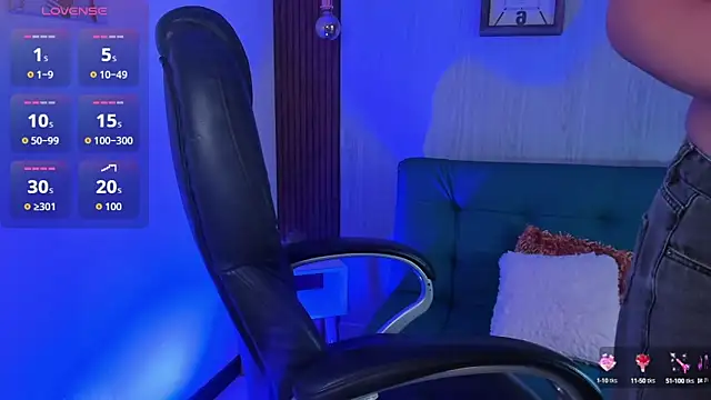 Snapshot of miah_connor chatting on September 2025 07:48:01 PM miah connor online show from September 2025 07:48:01 PM