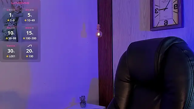 Snapshot of miah_connor chatting on October 2025 07:56:01 PM miah connor online show from October 2025 07:56:01 PM