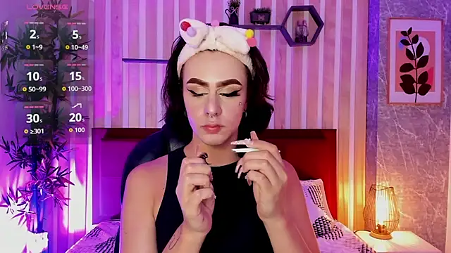 Snapshot of miah_connor chatting on November 2025 07:36:02 PM miah connor online show from November 2025 07:36:02 PM