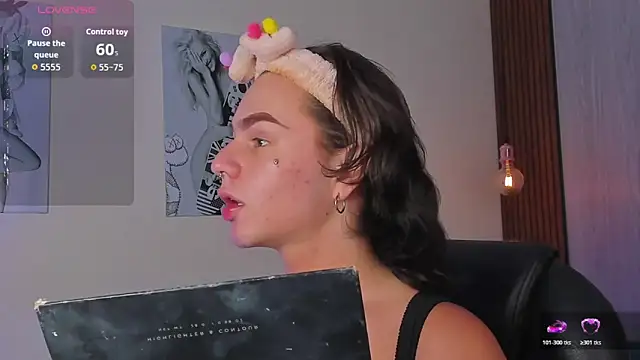 Snapshot of miah_connor chatting on November 2025 07:46:01 PM miah connor online show from November 2025 07:46:01 PM