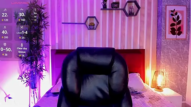 Snapshot of miah_connor chatting on November 2025 07:43:01 PM miah connor online show from November 2025 07:43:01 PM