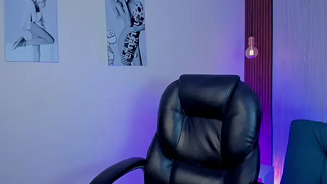 Snapshot of miah_connor chatting on November 2025 07:47:01 PM miah connor online show from November 2025 07:47:01 PM