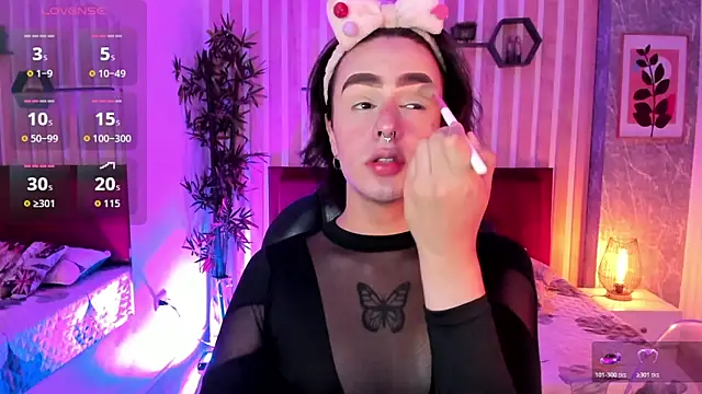 Snapshot of miah_connor chatting on November 2025 07:38:01 PM miah connor online show from November 2025 07:38:01 PM