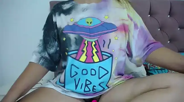 mirand zackyx online show from February 2025 11:31:02 AM