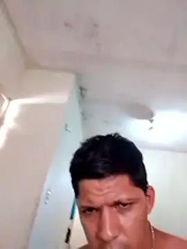 Alonsomadeira online show from May 2026 03:31:01 PM