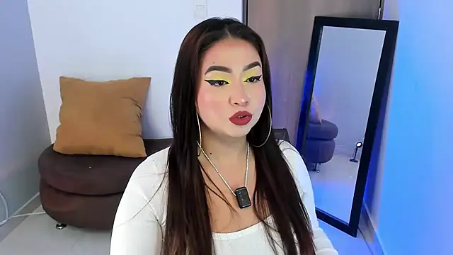 LiahDiaz online show from April 2026 04:13:02 PM