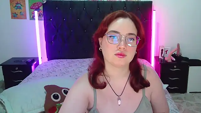 AndrewAnndCherry online show from November 2025 11:04:02 PM