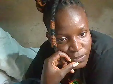 pretty prickle online show from February 2025 02:59:02 PM