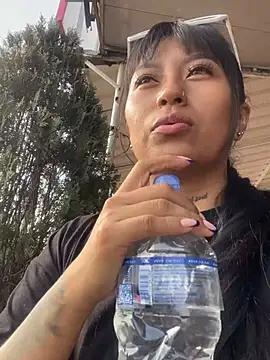 Snapshot of luisa16xxx chatting on January 2025 09:25:01 PM luisa16xxx online show from January 2025 09:25:01 PM