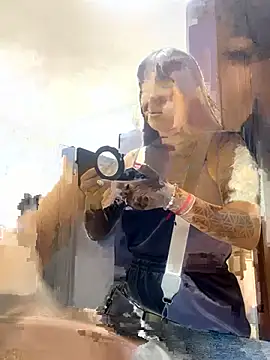 Snapshot of luisa16xxx chatting on February 2025 09:48:01 PM luisa16xxx online show from February 2025 09:48:01 PM