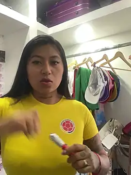 Snapshot of luisa16xxx chatting on March 2025 09:13:01 PM luisa16xxx online show from March 2025 09:13:01 PM